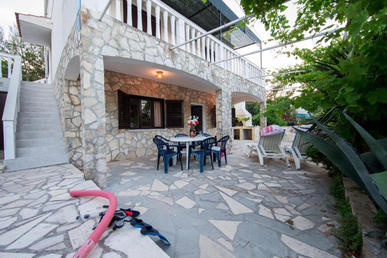 Silver Beach Apartments Βις Εξωτερικό φωτογραφία